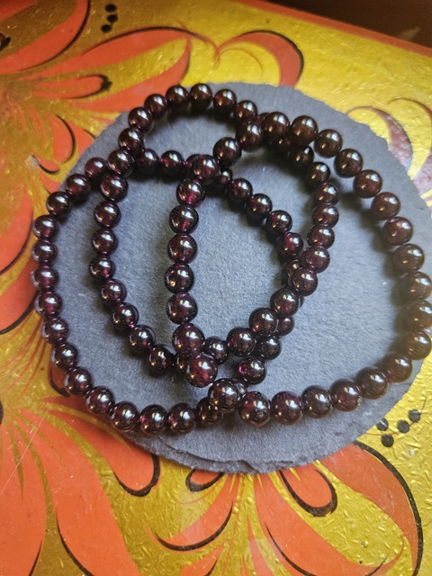 Garnet 6mm bead bracelet Garnet Bracelets - Image 1